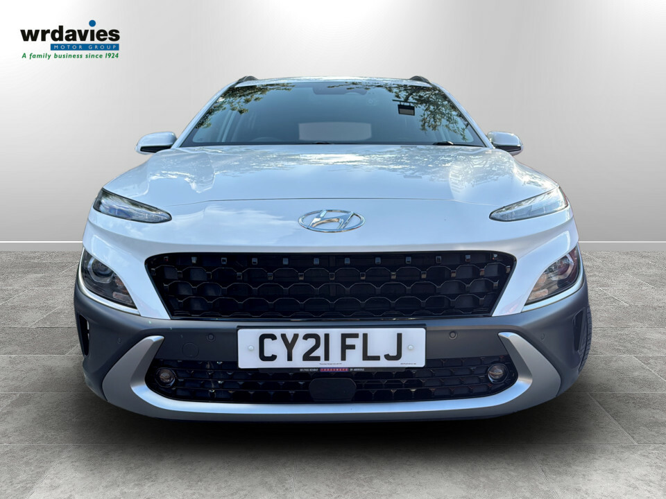 Hyundai Kona 1.6 Gdi Hybrid Premium Dct White #2