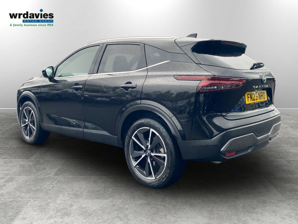 Nissan Qashqai 1.3 Dig-t Mh 158 Tekna Xtronic Black #5