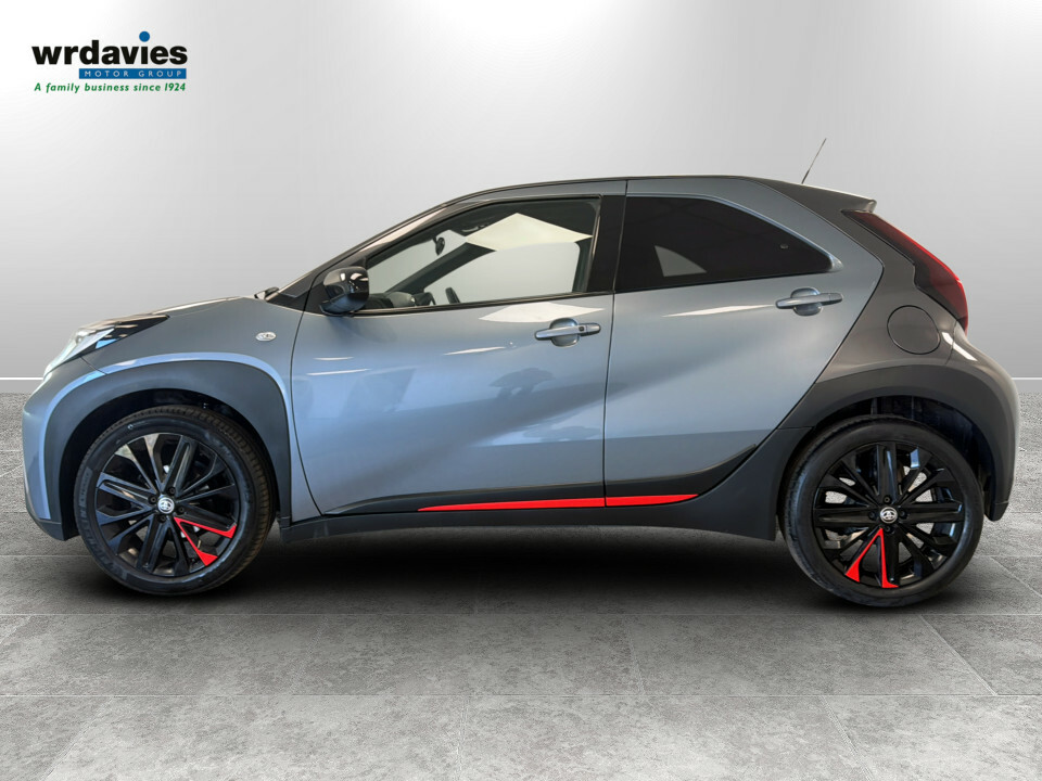 Toyota Aygo X 1.0 Vvt-i Undercover DU73EOX Grey #4