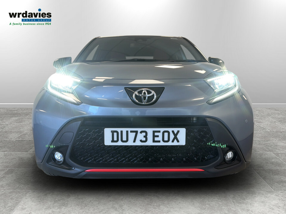 Toyota Aygo X 1.0 Vvt-i Undercover DU73EOX Grey #2