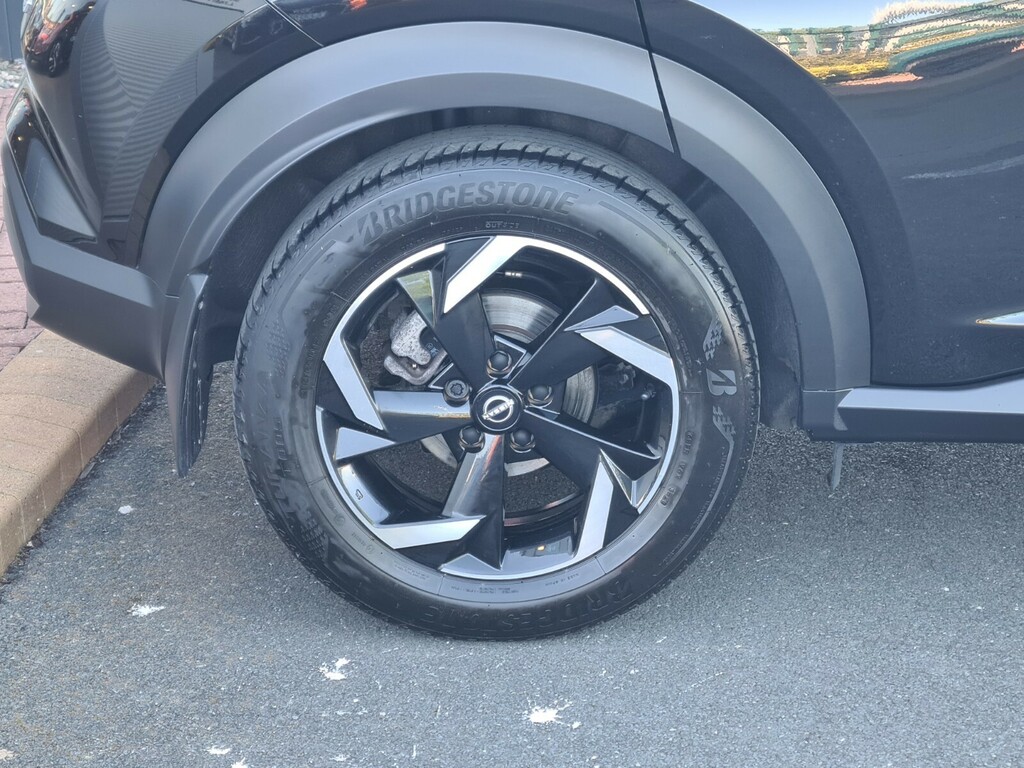 Nissan Juke 1.6 Hybrid N-connecta DV73LNJ Black #6