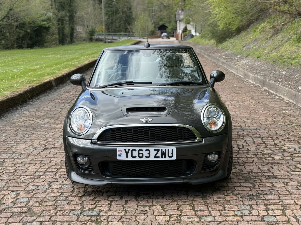 Mini Convertible 1.6 Cooper S Convertible YC63ZWU Grey #4