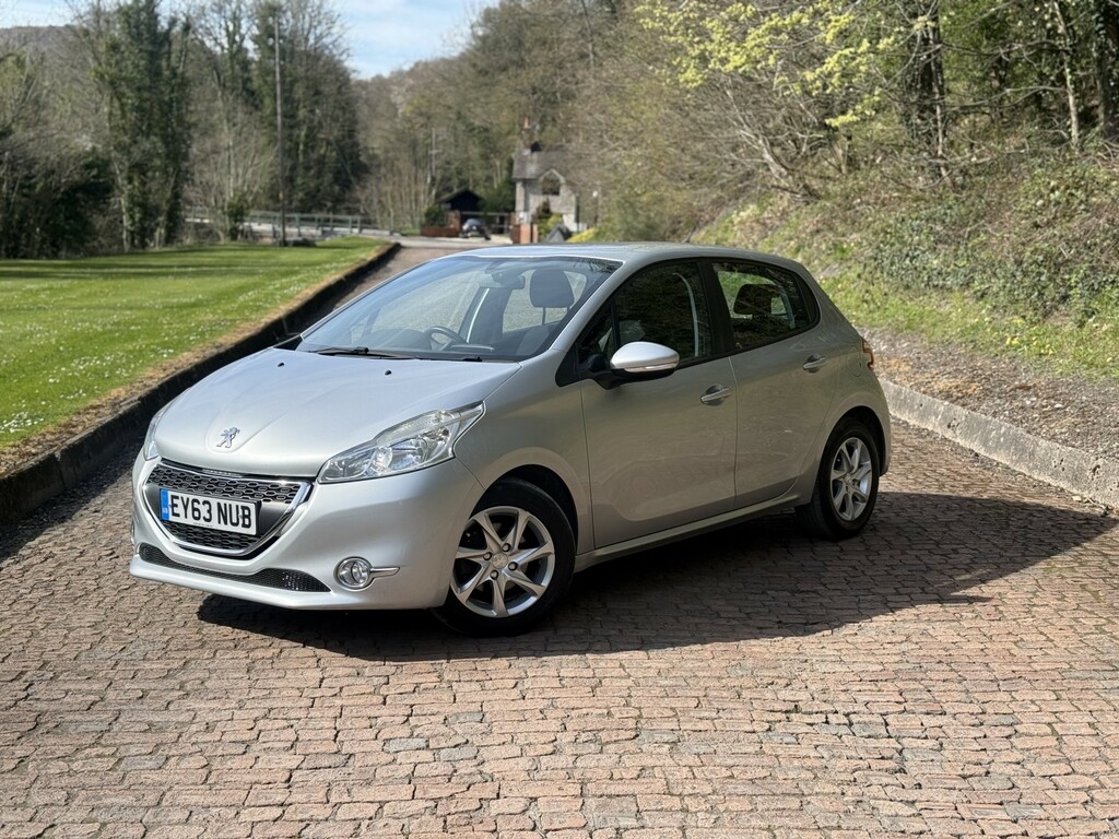 Peugeot 208 1.2 Vti Active Silver