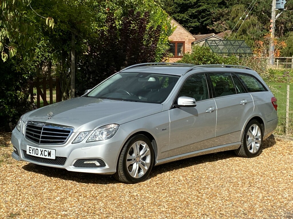 Mercedes-Benz E Class 3.0 Cdi V6 Blueefficiency Avantgarde Estate Di Silver