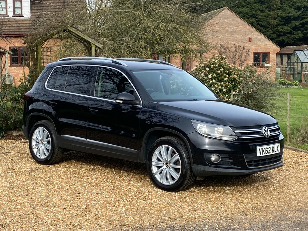 Volkswagen Tiguan 2.0 Tdi Bluemotion Tech Sport Suv Dsg 4 VK62KLX Black #3