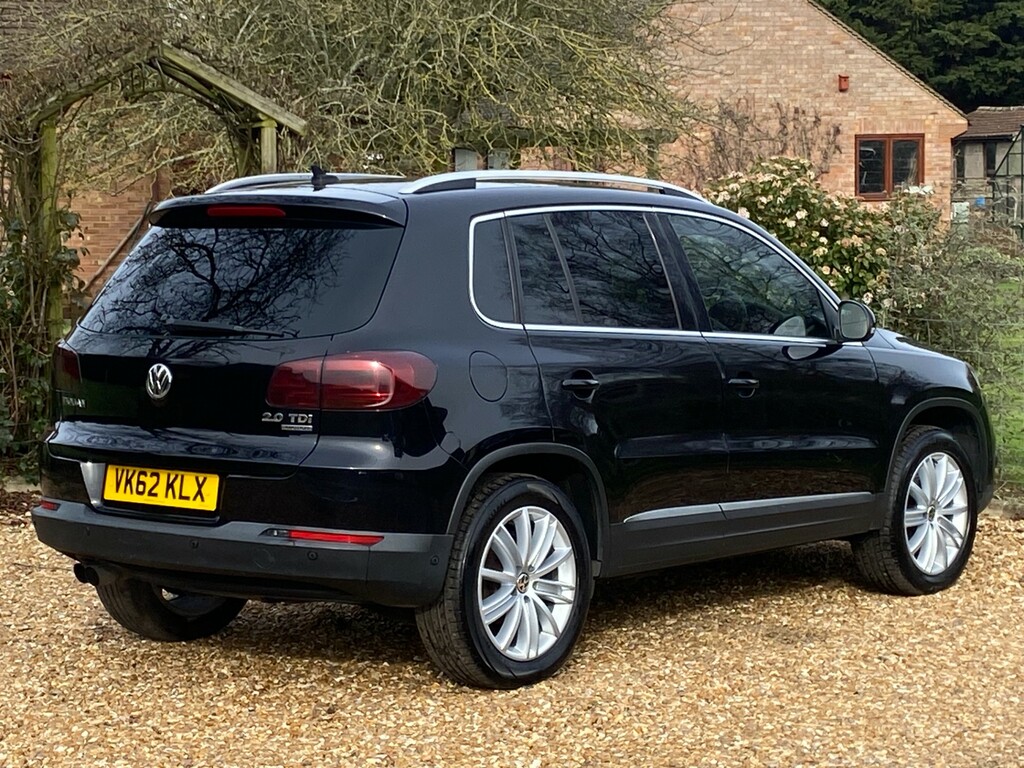 Volkswagen Tiguan 2.0 Tdi Bluemotion Tech Sport Suv Dsg 4 VK62KLX Black #6