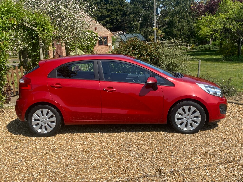 Kia RIO 1.25 2 Hatchback Euro 5 84 Bhp  #4