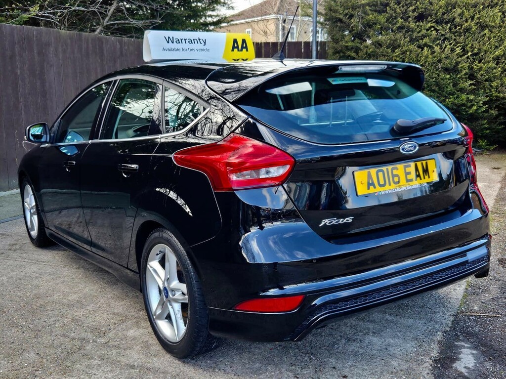 Ford Focus 1.5 Tdci Zetec S Euro 6 Ss AO16EAM Black #4