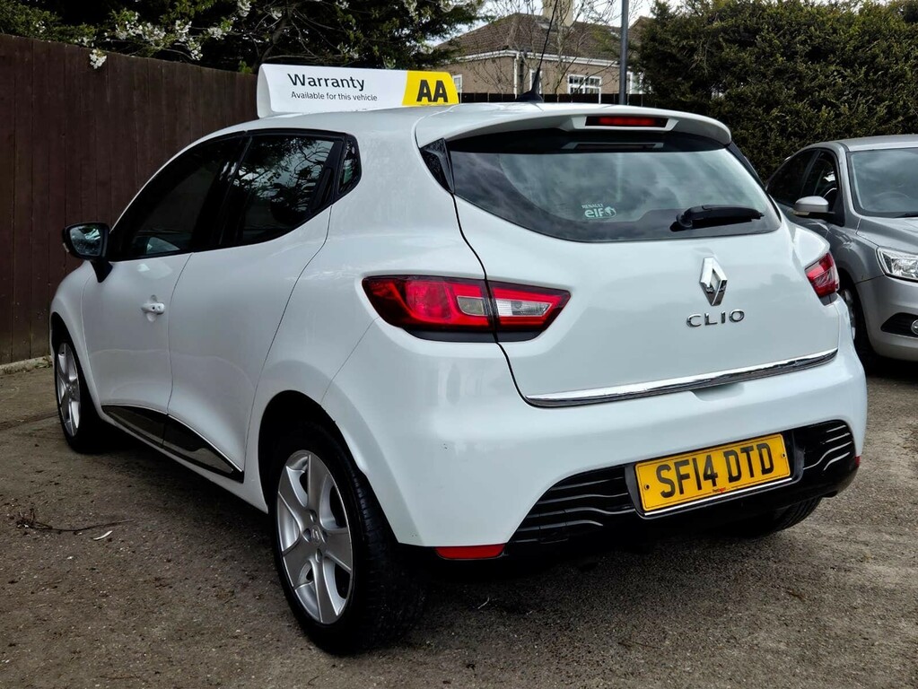 Renault Clio 1.2 16V Dynamique Medianav Euro 5 White #4