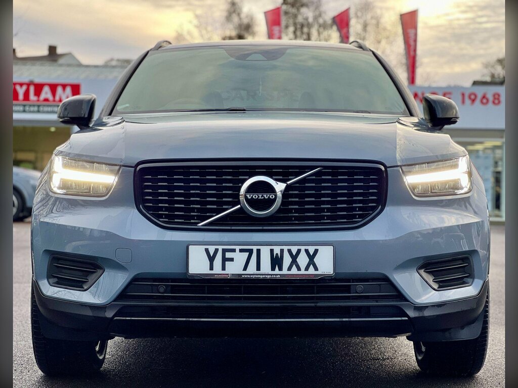 Volvo XC40 2.0 B4 Mhev Plus Dct Awd Euro 6 Ss YF71WXX Grey #2