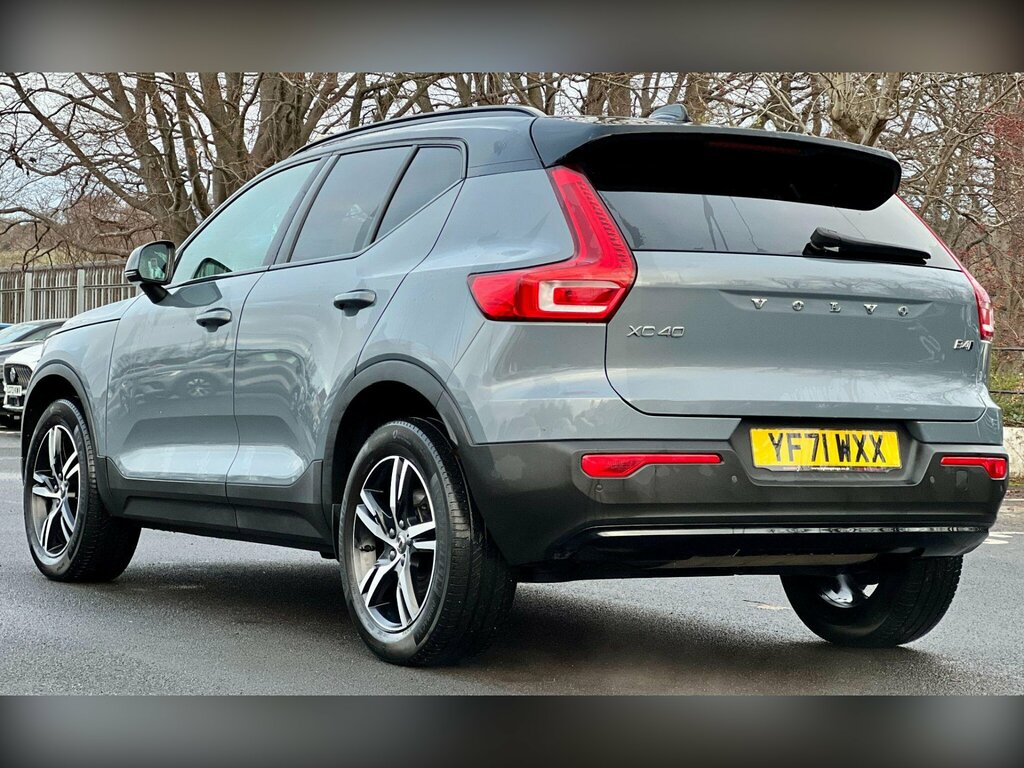 Volvo XC40 2.0 B4 Mhev Plus Dct Awd Euro 6 Ss YF71WXX Grey #4