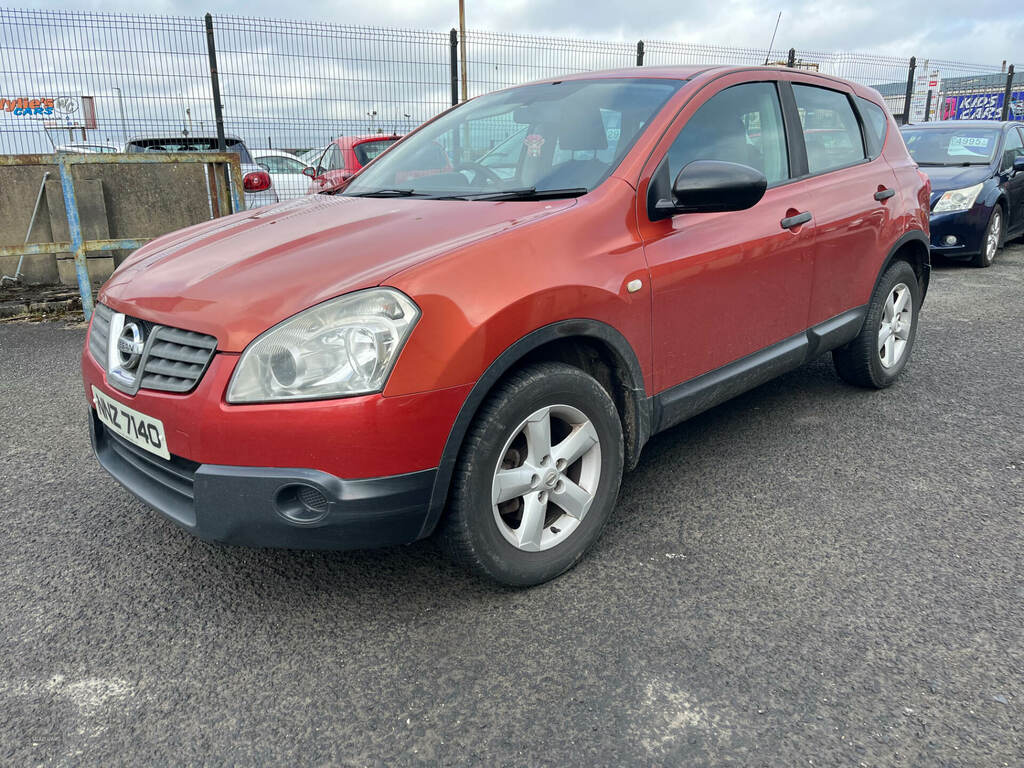Nissan Qashqai 1.5 Dci Visia Orange