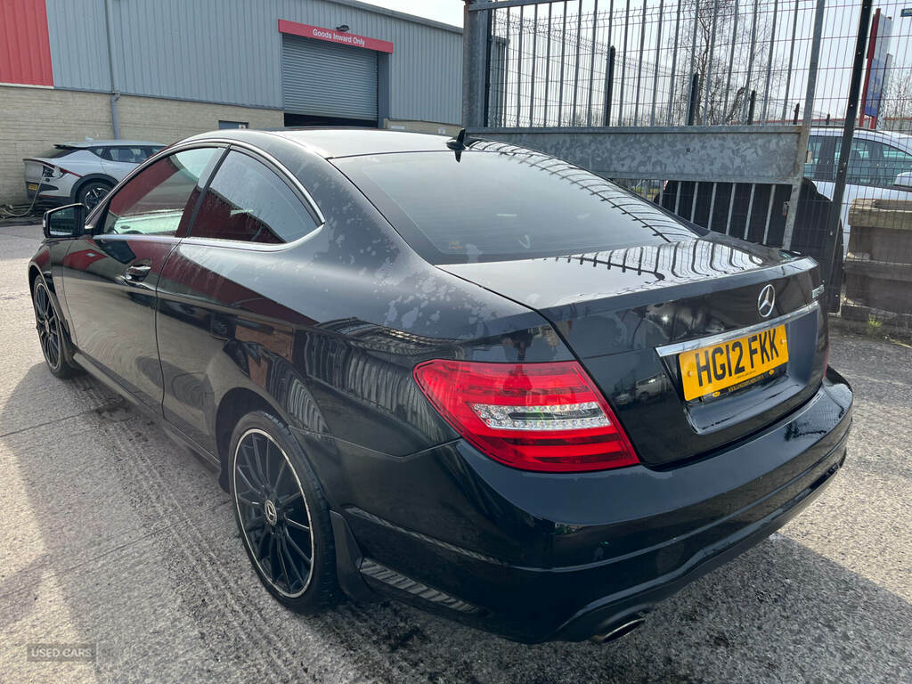 Mercedes-Benz C Class C250 Cdi Blueefficiency Amg Sport HG12FKK Black #5