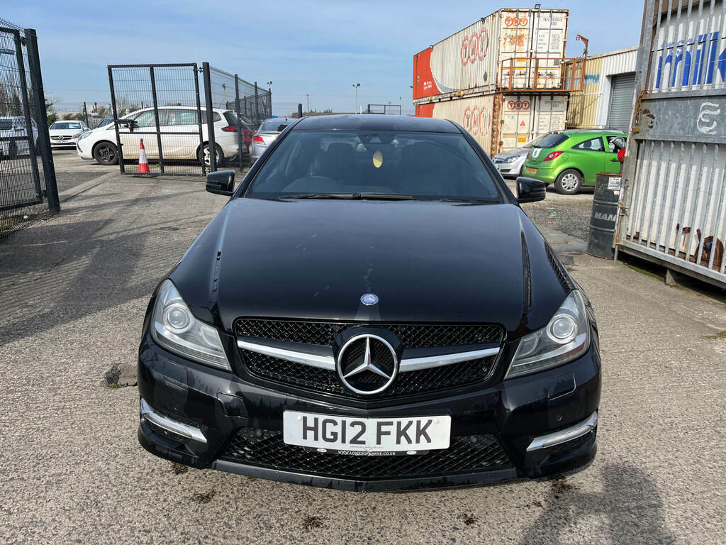 Mercedes-Benz C Class C250 Cdi Blueefficiency Amg Sport HG12FKK Black #2