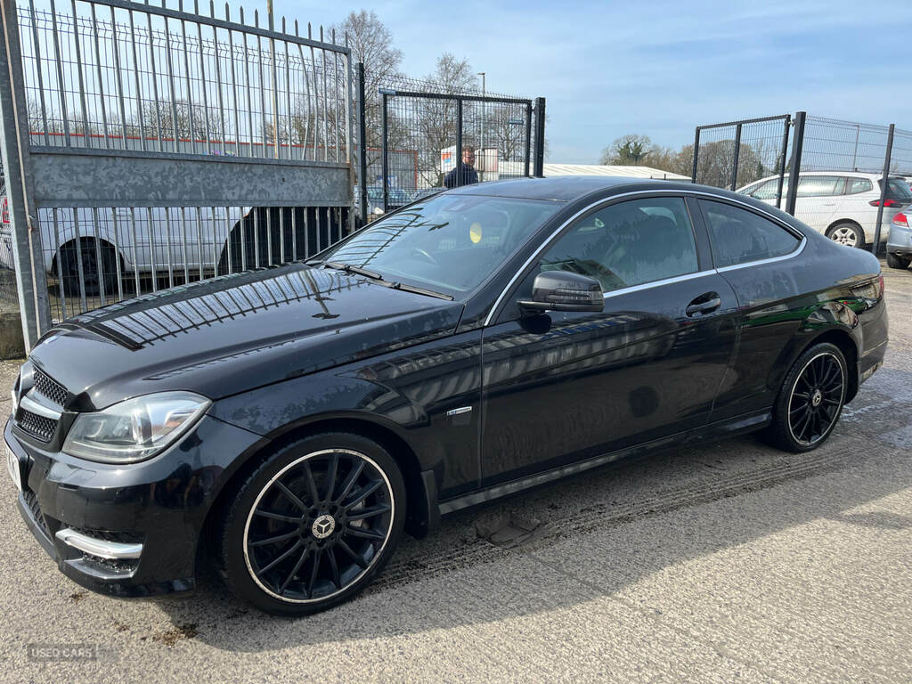 Mercedes-Benz C Class C250 Cdi Blueefficiency Amg Sport HG12FKK Black #6
