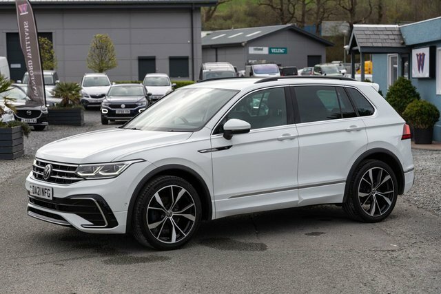 Volkswagen Tiguan 1.5 Tsi R-line Suv Dsg Euro 6 Ss 15 DA21NFG White #3