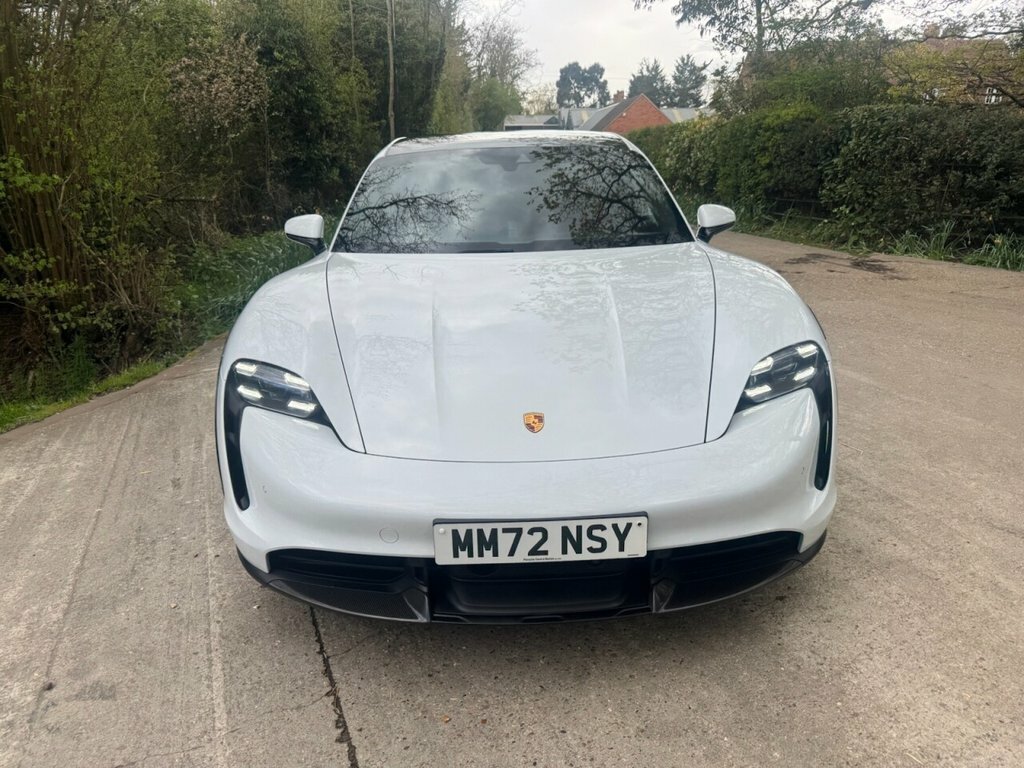 Porsche Taycan Estate MM72NSY White #4