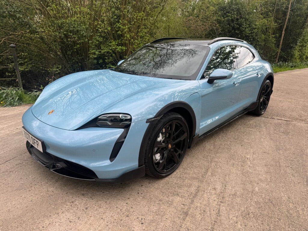 Porsche Taycan Estate YO71DFP Blue #6