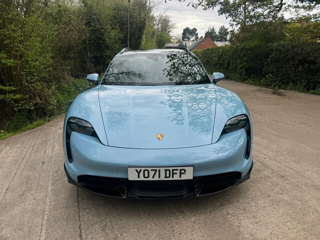 Porsche Taycan Estate YO71DFP Blue #4