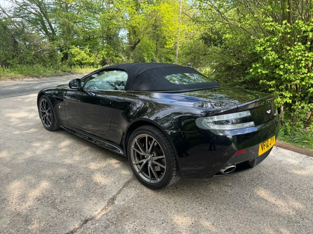 Aston Martin Vantage 4.7L S Black #5
