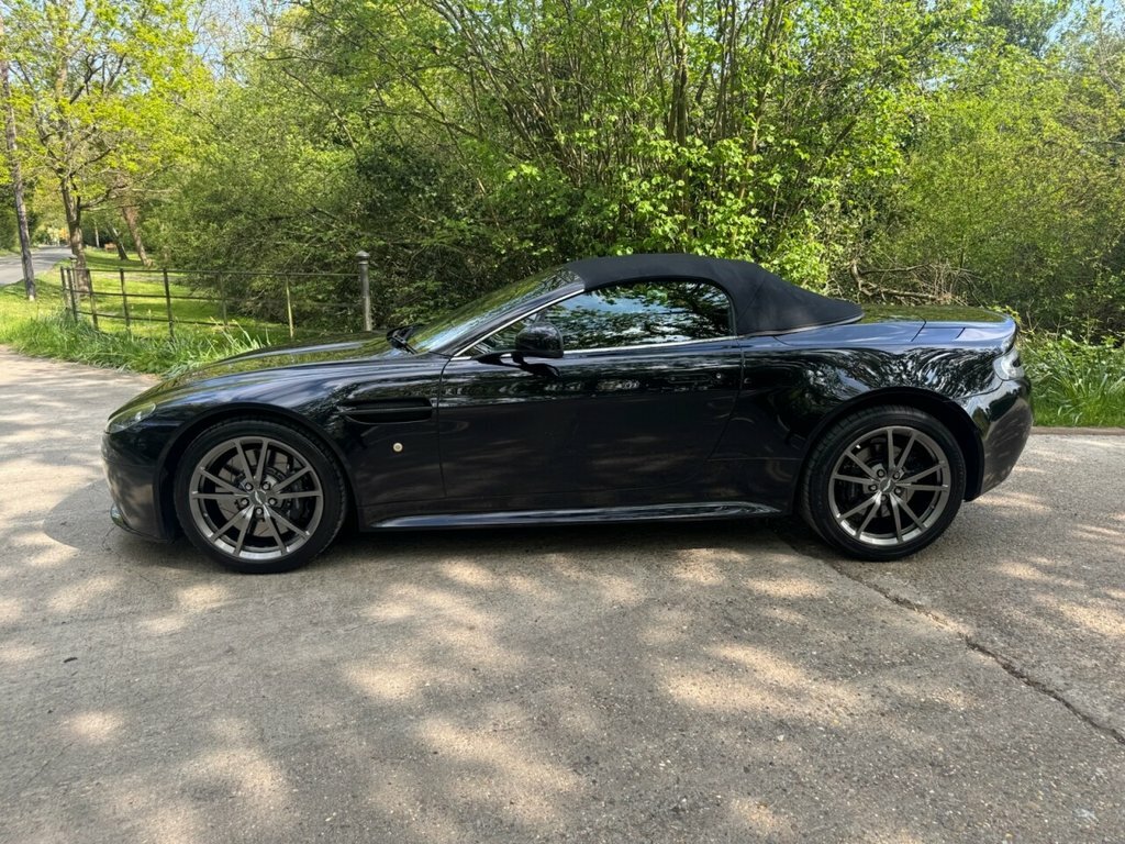 Aston Martin Vantage 4.7L S Black #4