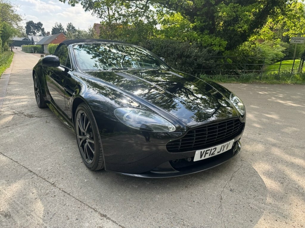 Aston Martin Vantage 4.7L S Black #2