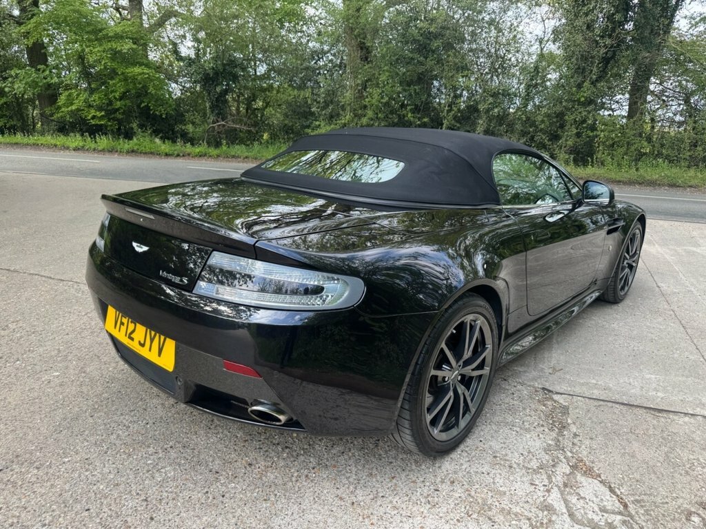 Aston Martin Vantage 4.7L S Black #6