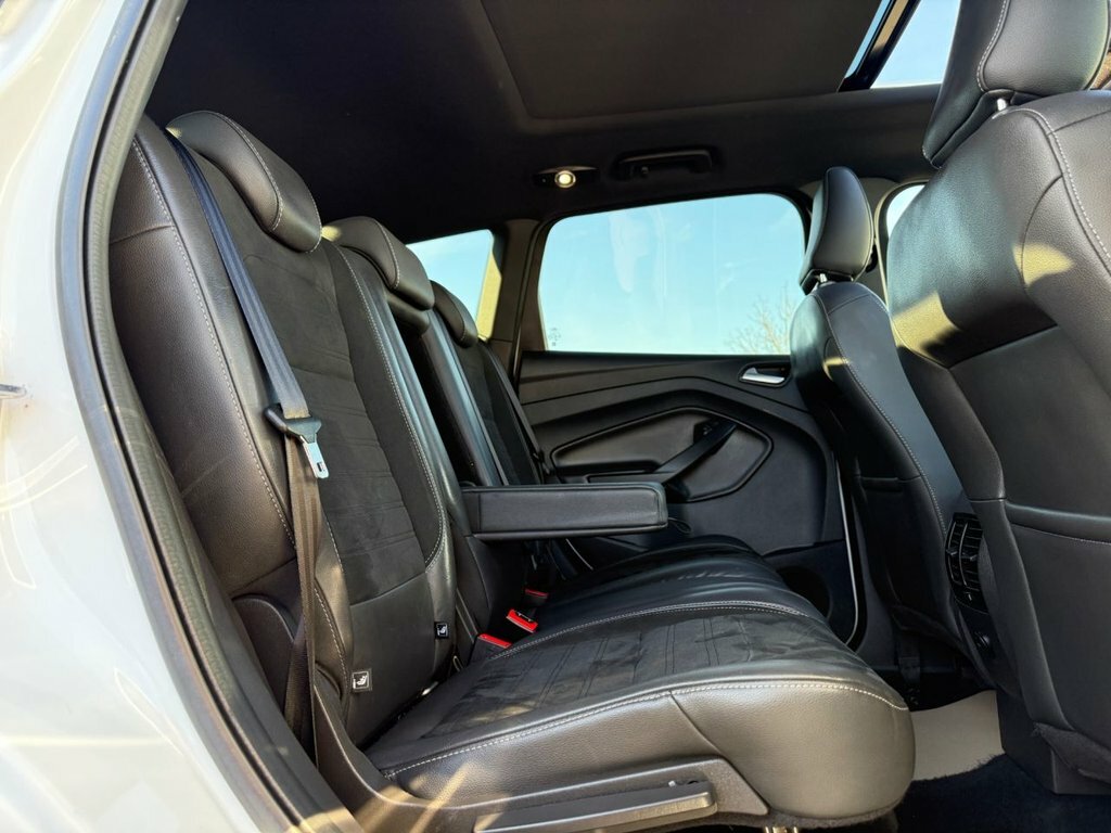 Ford Kuga Suv GX67NTD White #6