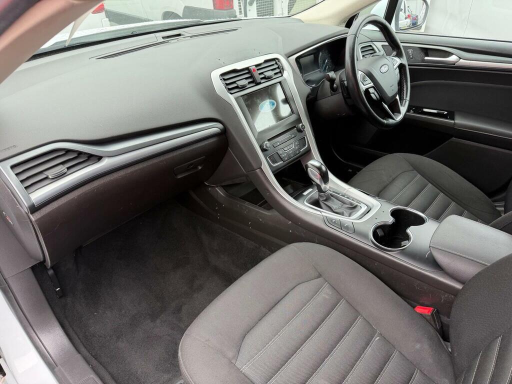Ford Mondeo 1.5T Ecoboost Zetec Edition Euro 6 Ss White #3