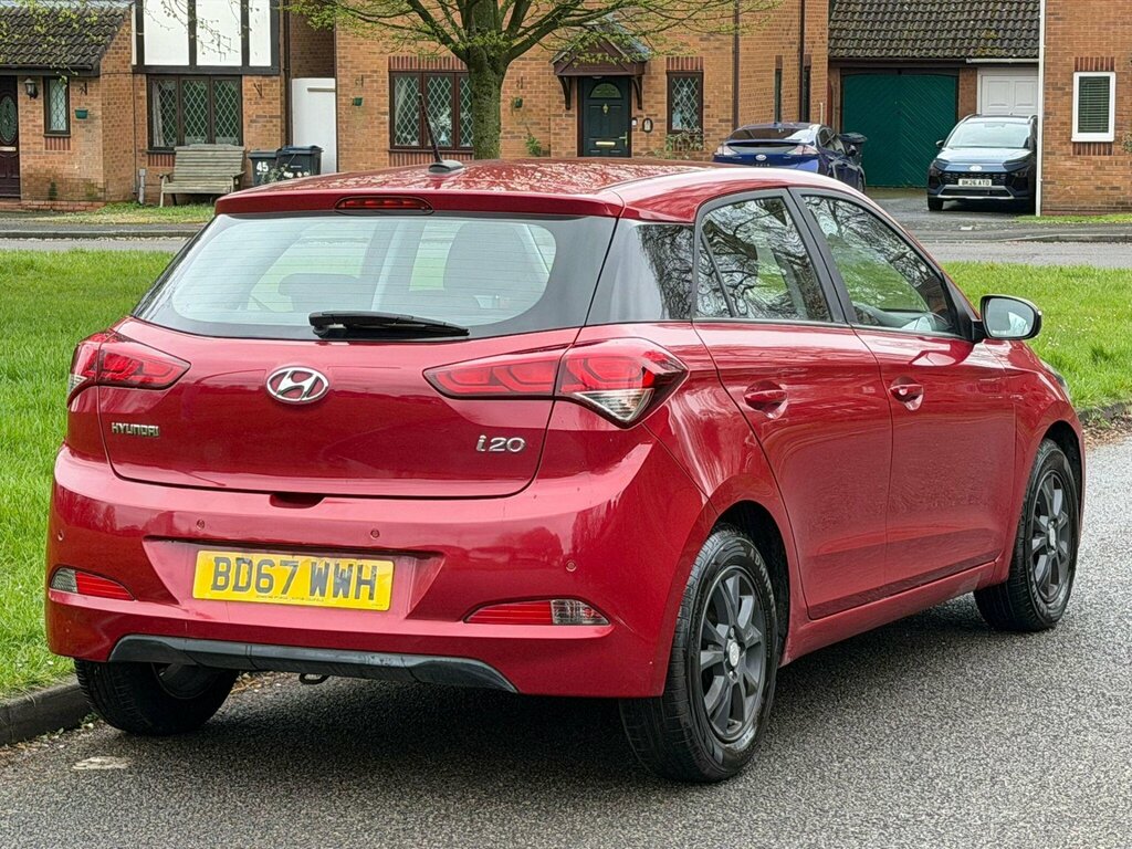 Hyundai I20 1.2 Se Euro 6 Red #6