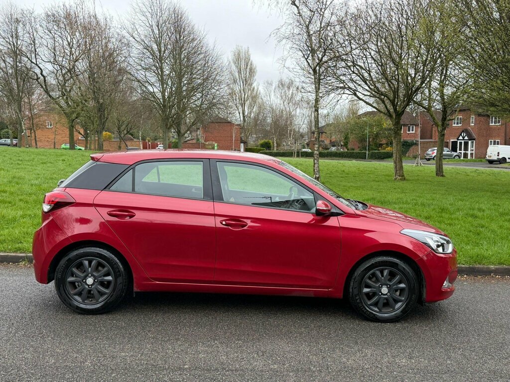 Hyundai I20 1.2 Se Euro 6 Red #4