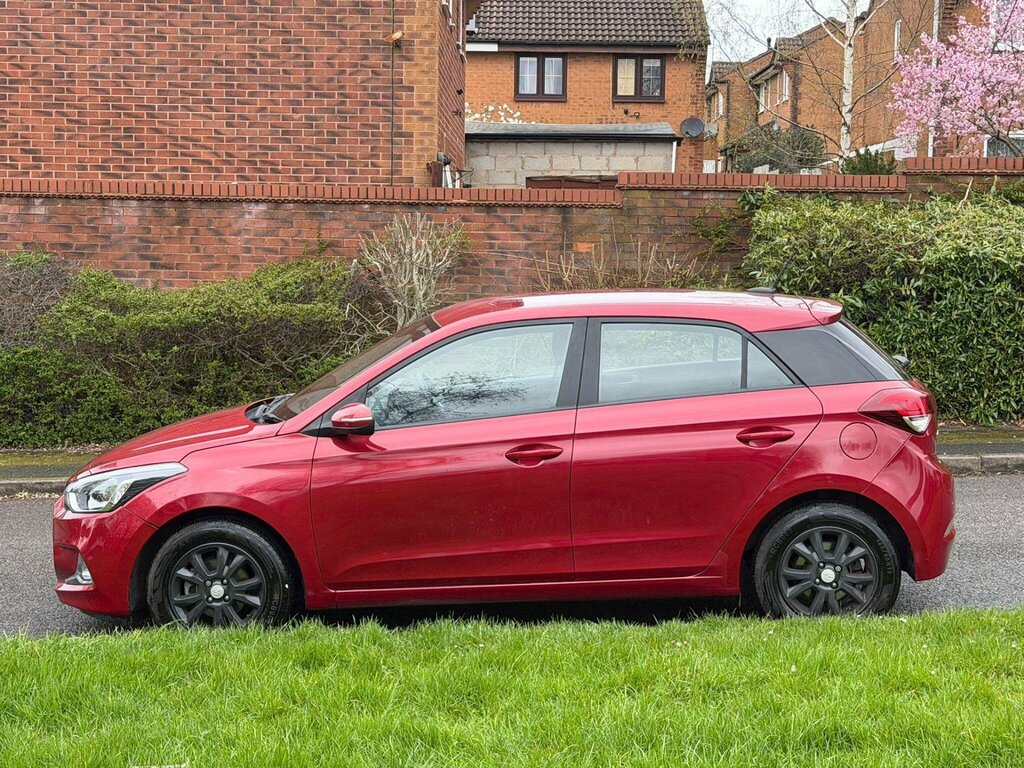 Hyundai I20 1.2 Se Euro 6 Red #3