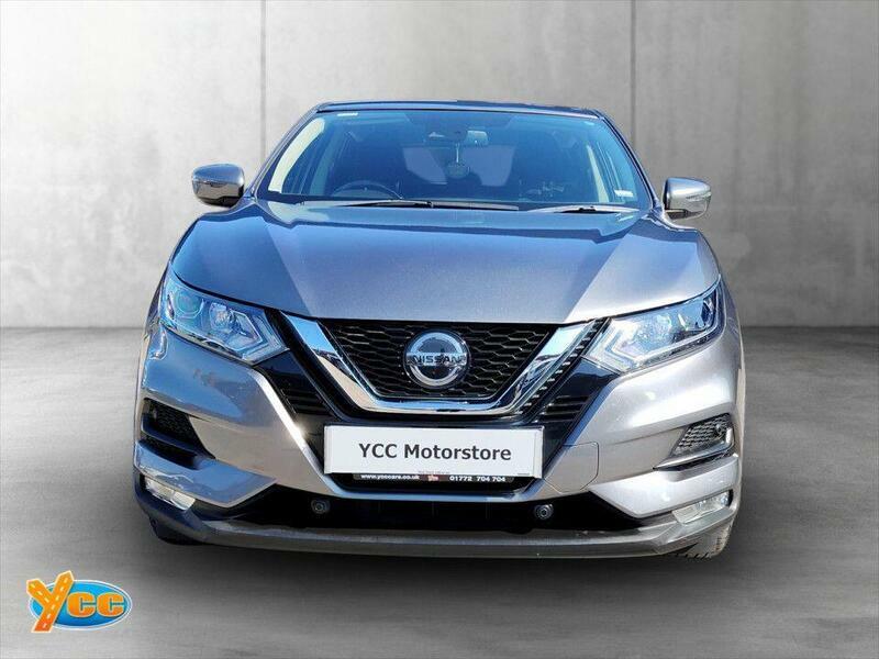 Nissan Qashqai 1.3 Dig-t Acenta Premium Suv Eur VN69NDL Grey #2