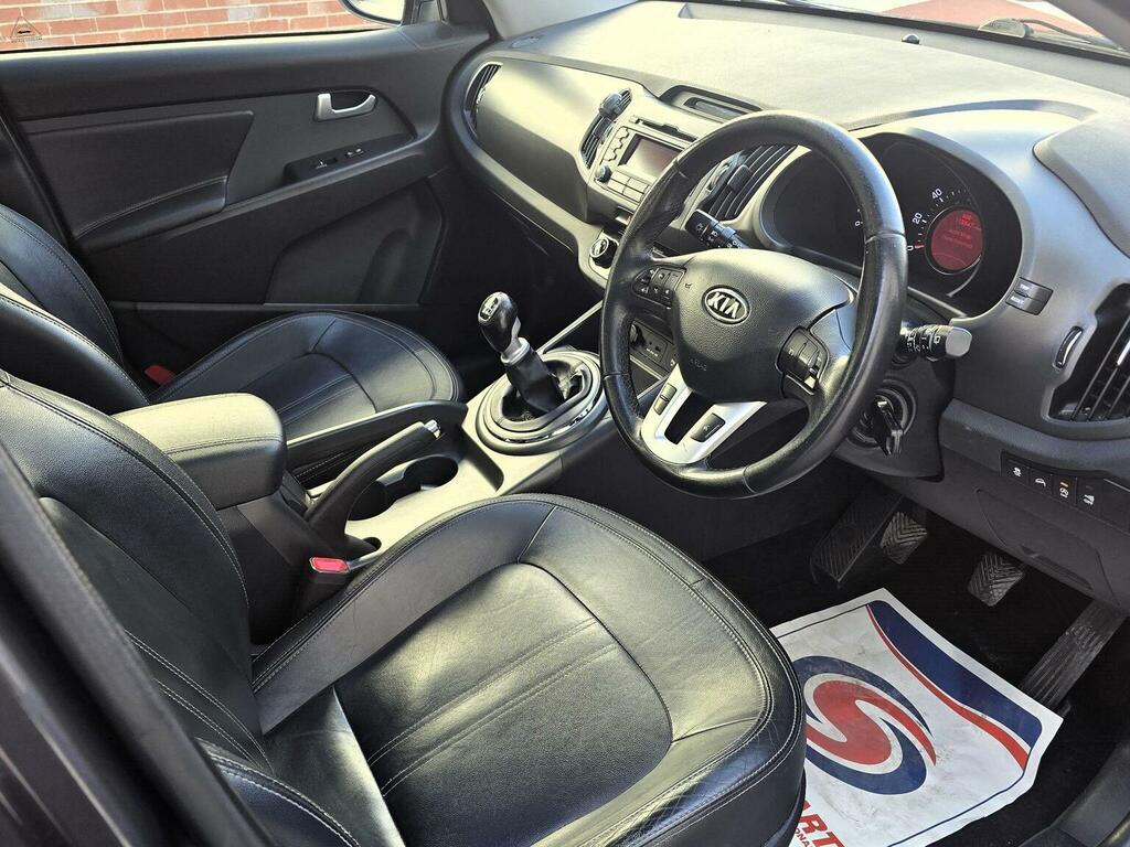 Kia Sportage 1.7 Crdi Ecodynamics 3 2Wd Euro 5 Ss 2011 KY61HPU Silver #2