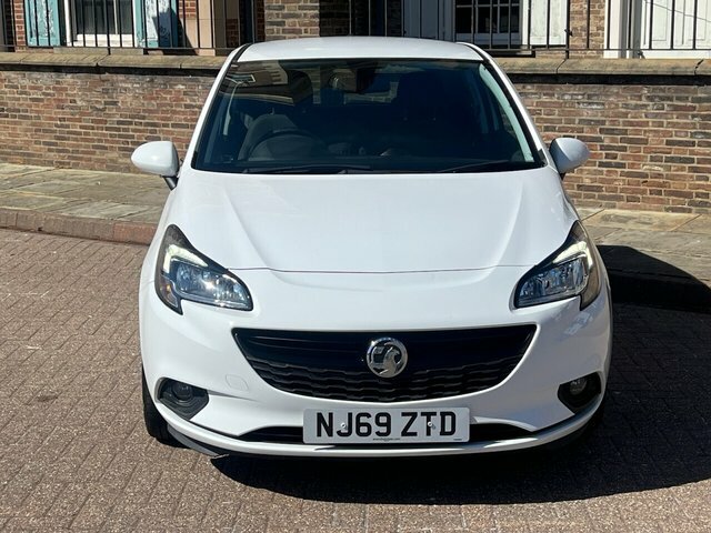 Vauxhall Corsa 2019 1.4I Ecotec Griffin Hatchback Manu NJ69ZTD White #2