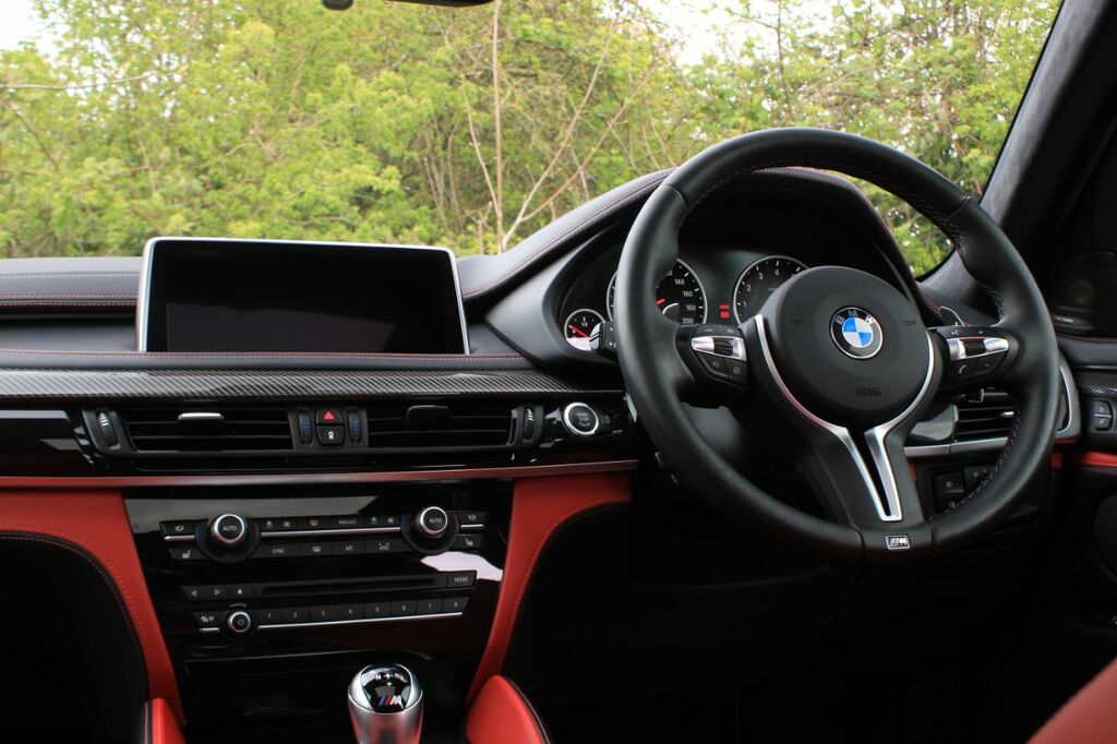 BMW X6 M Suv Blue #10