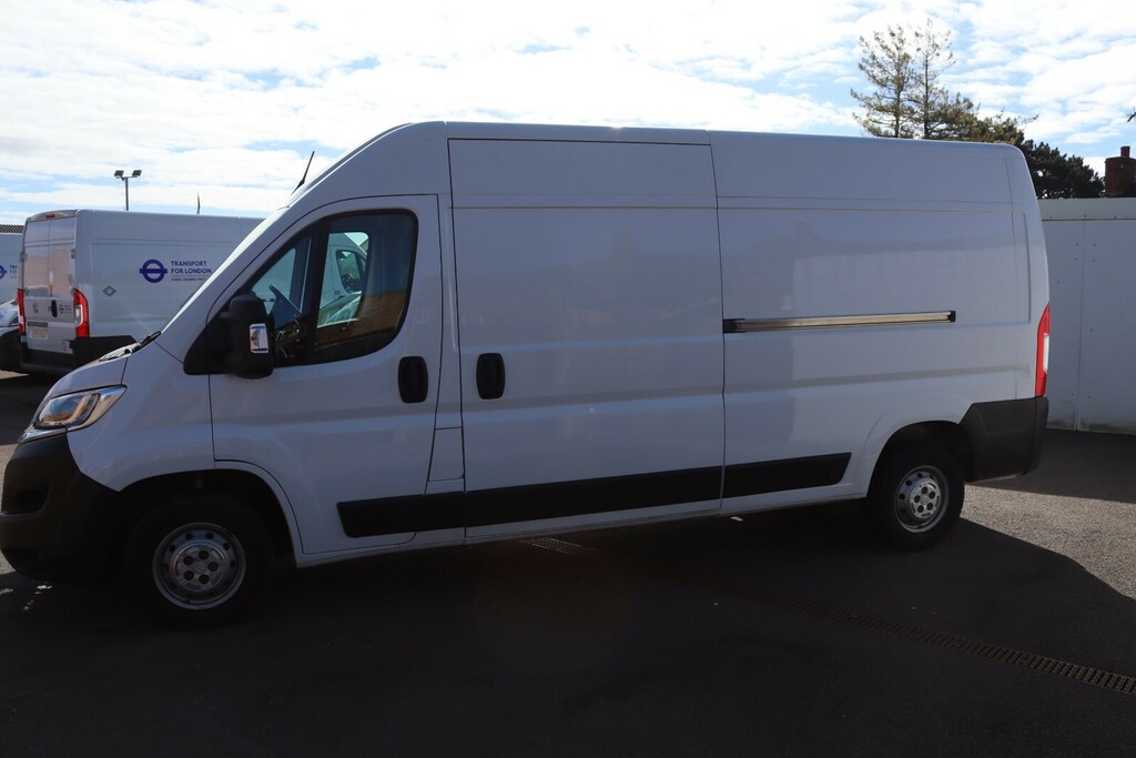 Citroen Relay 2.2 Bluehdi H2 Van 140Ps Enterprise Edition YL23EFO White #5