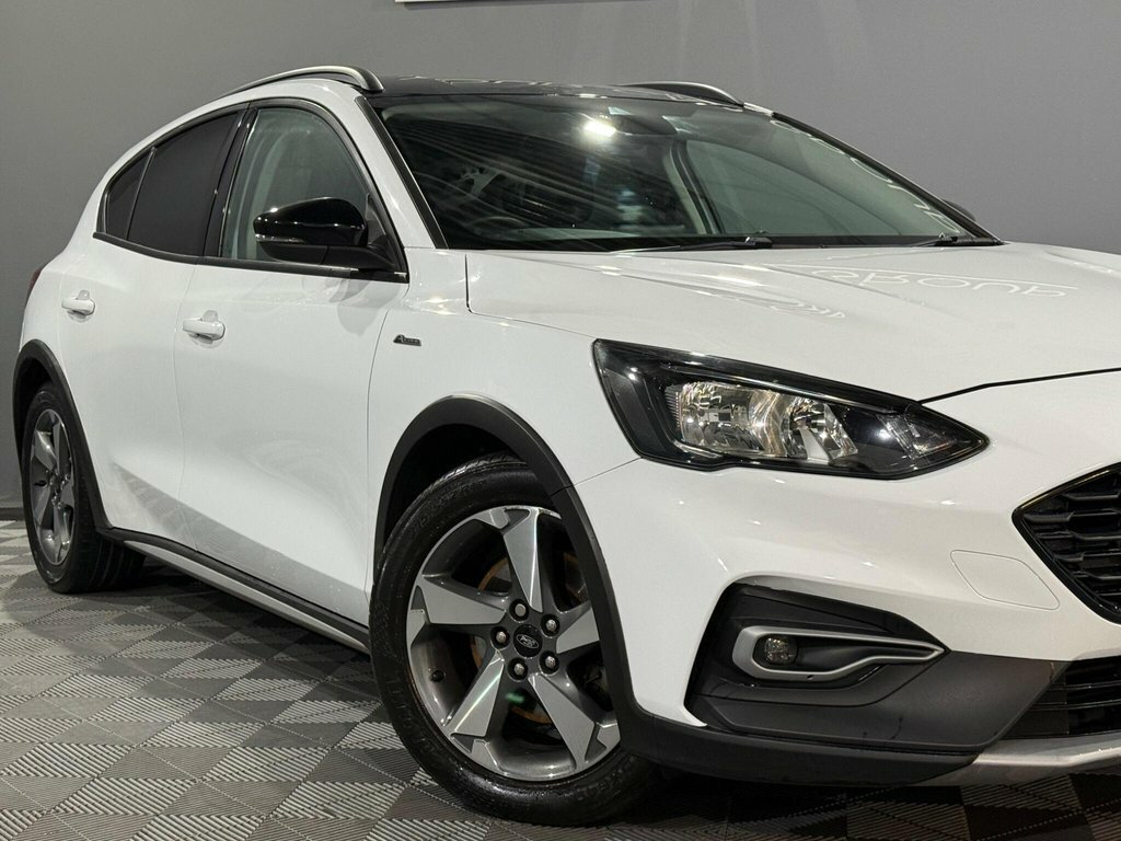 Ford Focus 1.0T Ecoboost Active Euro 6 Ss FL69ZFK White #2