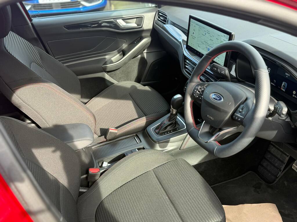 Ford Focus 1.0L Ecoboost Mhev 155Ps St-line X EF25YBH Red #3