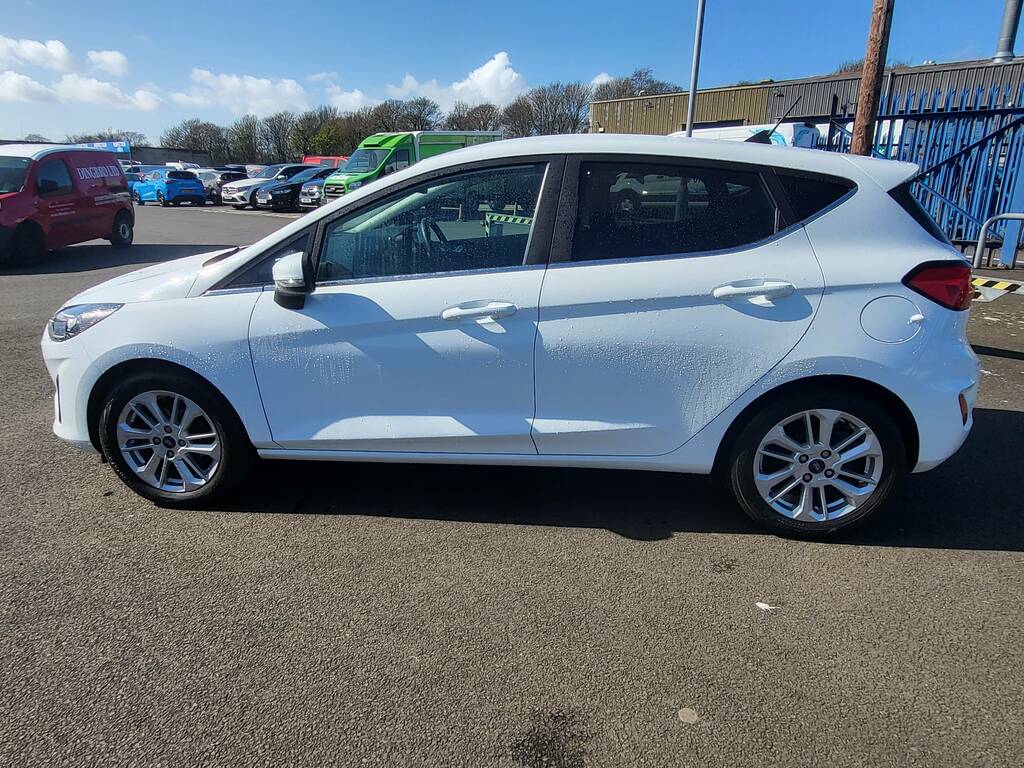 Ford Fiesta 1.0T Ecoboost Titanium Hatchback ST72EUF White #3