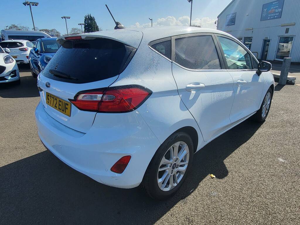 Ford Fiesta 1.0T Ecoboost Titanium Hatchback ST72EUF White #5