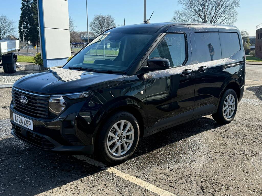 Ford Transit Courier 1.5 Ecoblue Limited Black #3
