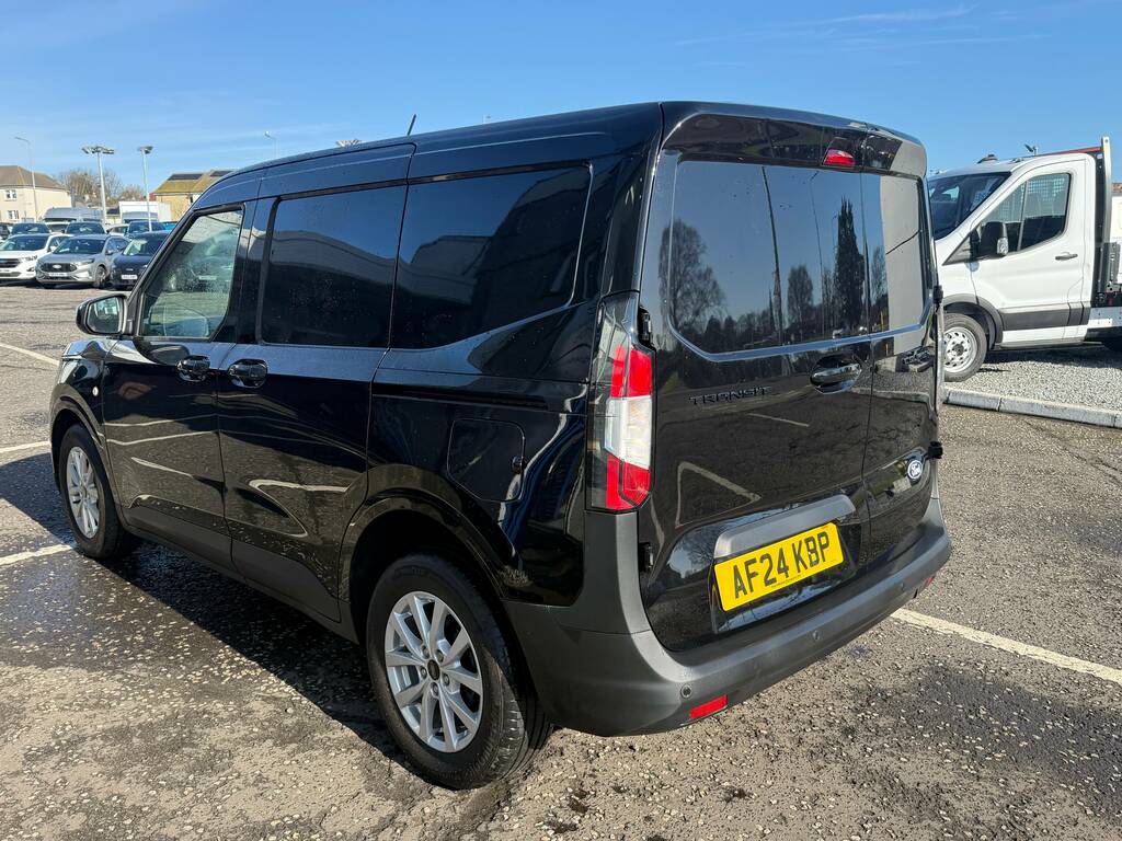 Ford Transit Courier 1.5 Ecoblue Limited Black #2