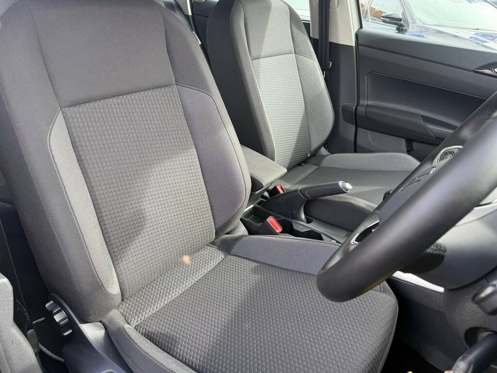 Volkswagen Polo Life SK75DZG Grey #4