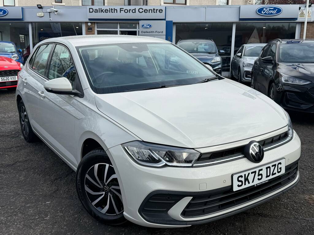 Volkswagen Polo Life Grey