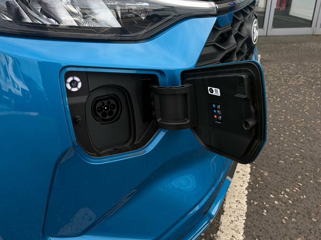Ford Transit Custom 320 2.5 Phev 232Ps L1 Double Cab Sport WV75UXZ Blue #2