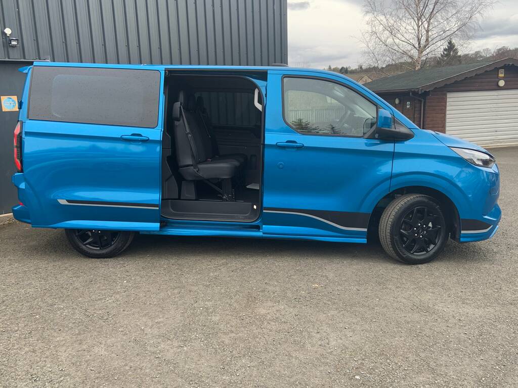 Ford Transit Custom 320 2.5 Phev 232Ps L1 Double Cab Sport WV75UXZ Blue #5