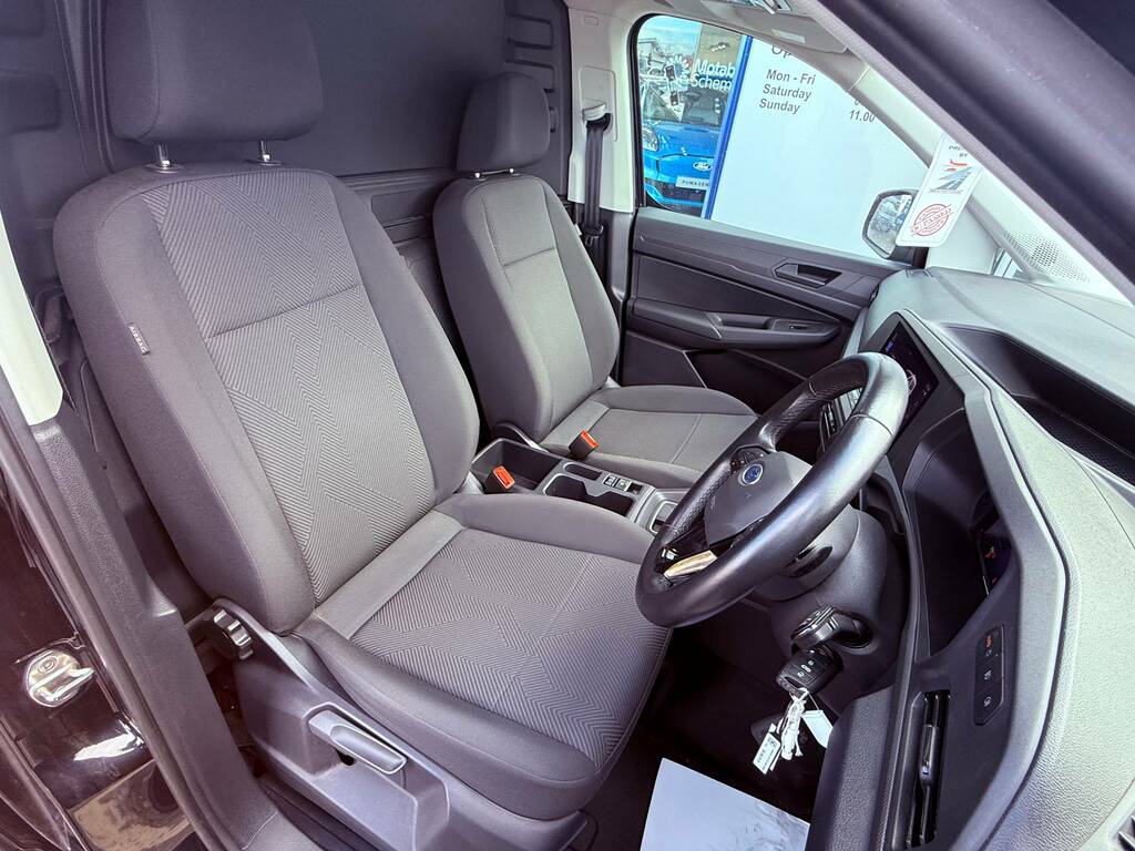 Ford Transit Connect 240 2.0 Ecoblue 122Ps L2 Trend Black #4