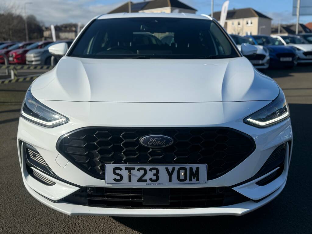 Ford Focus 1.0T Ecoboost St-line Hatchback ST23YOM White #2