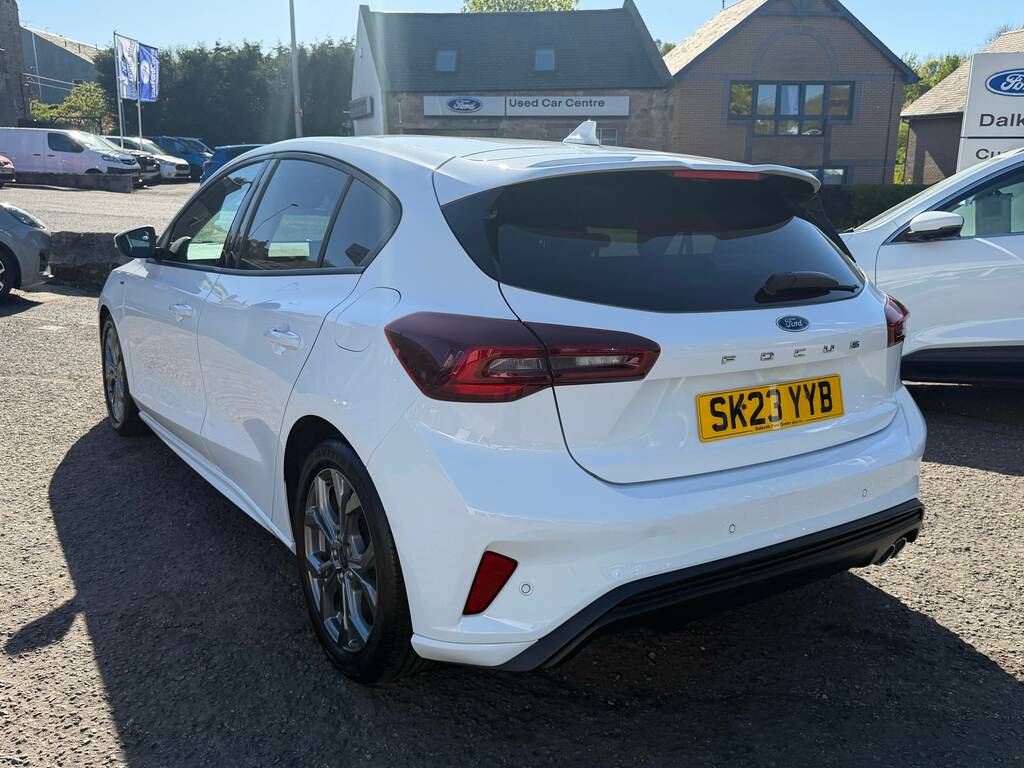 Ford Focus St-line 1.5 115Ps Ecoblue SK23YYB White #3